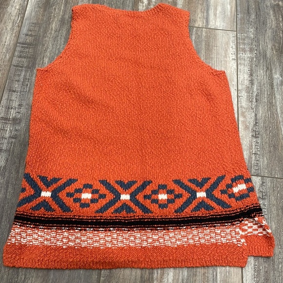 Yellowstone Monica Inspired Orange Abercrombie Native Print Sleeveless Sweater - Picture 4 of 5